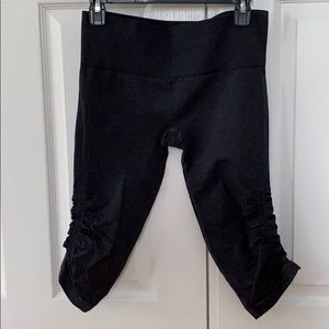 Lululemon compression cropped leggings size 8